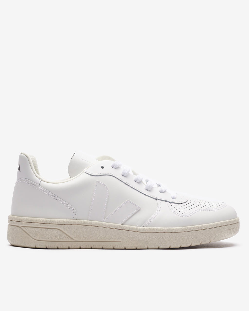 White veja sneakers sale